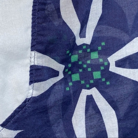 Michael Stars | Navy/White Voile Tile Flower Print V-Neck Pullover Tunic Small - Picture 7 of 9